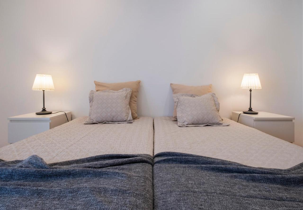 Paim Apartments Ponta Delgada  Bagian luar foto