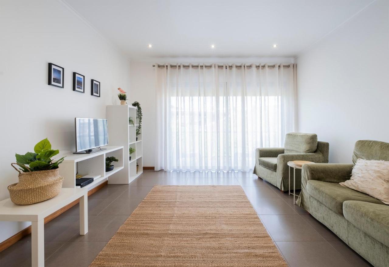 Paim Apartments Ponta Delgada  Bagian luar foto