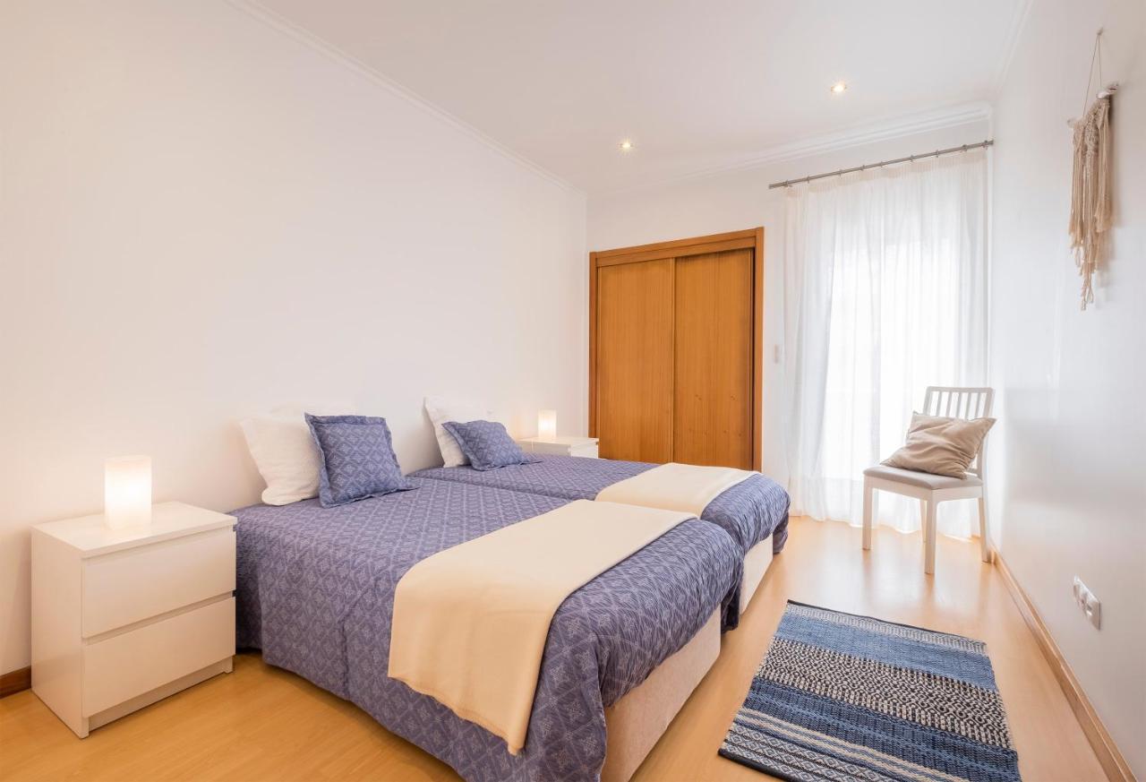 Paim Apartments Ponta Delgada  Bagian luar foto
