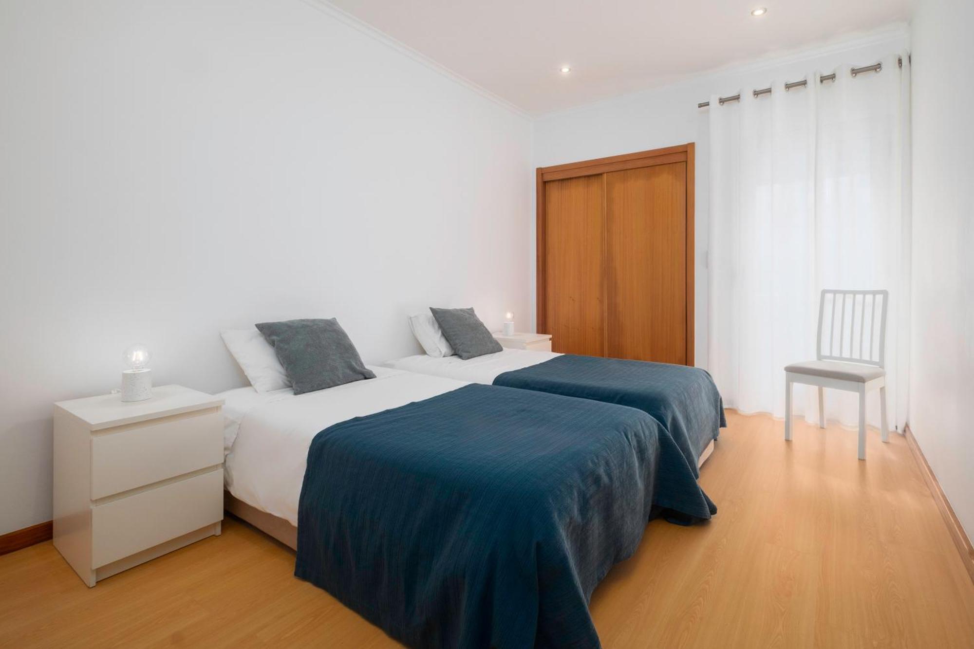 Paim Apartments Ponta Delgada  Bagian luar foto