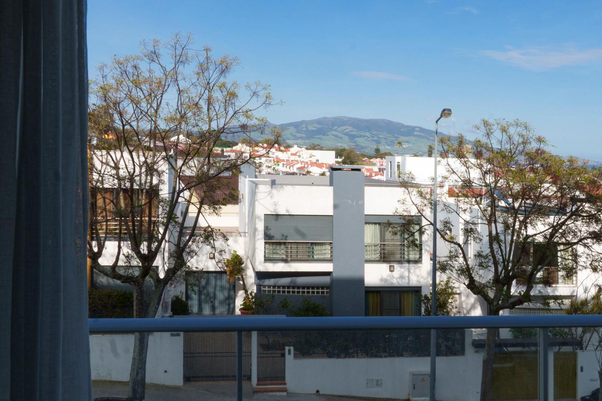Paim Apartments Ponta Delgada  Bagian luar foto